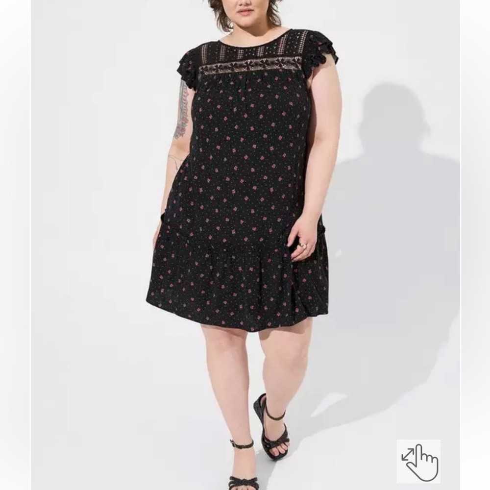 NWT torrid size 3  Crochet Yoke Shift Dress